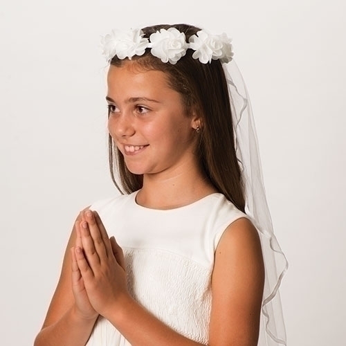 30"L Emily Veil - Communion