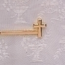 [RO-17931] 1.25" Tie Bar W/Cross; Gold - Communion